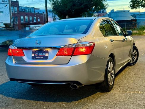 Used 2013 Honda Accord LX image 5