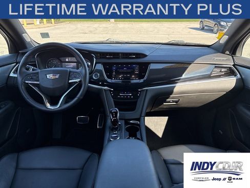 Used 2024 Cadillac XT6 Sport AWD/4WD image 10