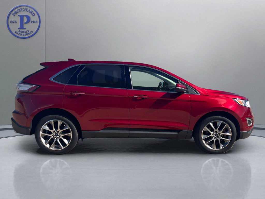 Used 2018 Ford Edge Titanium w/ Equipment Group 301A AWD/4WD image 8