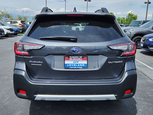 Used 2025 Subaru Outback Limited AWD/4WD image 13