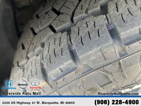 Used 2023 Nissan Pathfinder Rock Creek AWD/4WD image 12