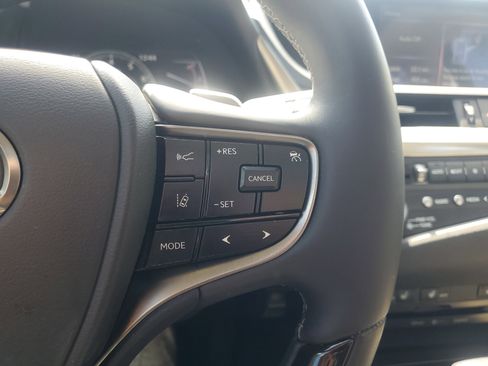 Certified 2021 Lexus ES 350 w/ Premium Package image 23