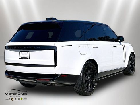 Used 2025 Land Rover Range Rover Long Wheelbase Autobiography AWD/4WD image 12
