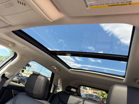 Used 2019 Cadillac XT5 Luxury AWD/4WD image 37