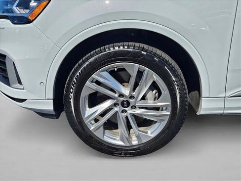Used 2023 Audi Q7 3.0T Premium Plus AWD/4WD image 23