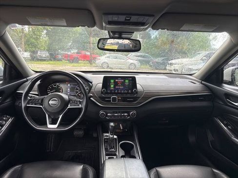 Used 2020 Nissan Altima 2.5 SL FWD image 32