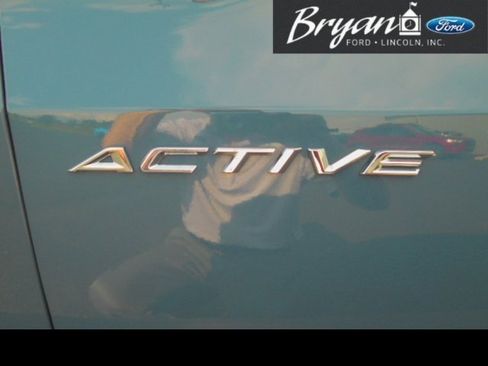 Used 2023 Ford Escape Active w/ Tech Pack #1 image 11