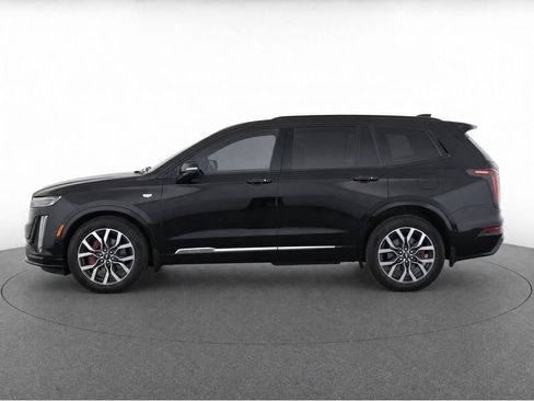 Certified 2025 Cadillac XT6 Sport w/ LPO, Floor Liner Package AWD/4WD image 6