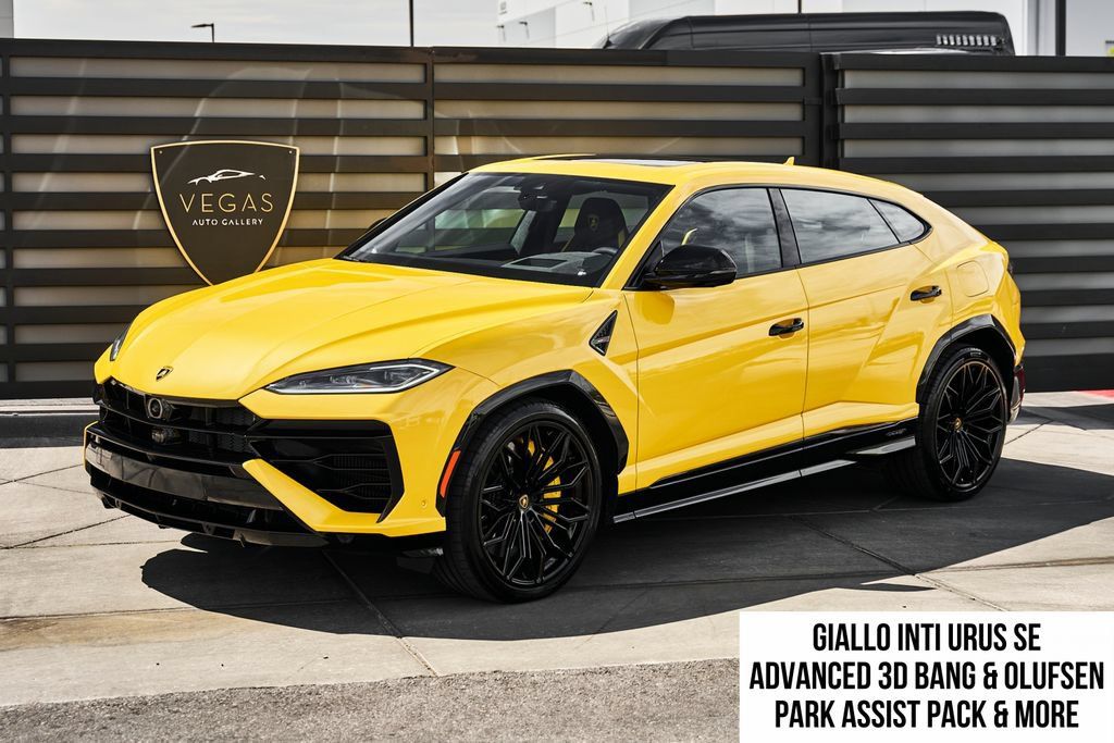 Used 2025 Lamborghini Urus Performante AWD/4WD image 1