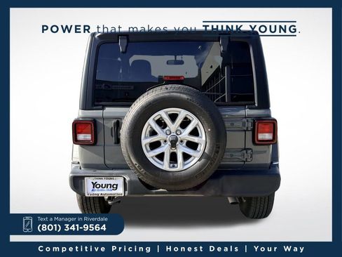 Used 2023 Jeep Wrangler Sport S image 10