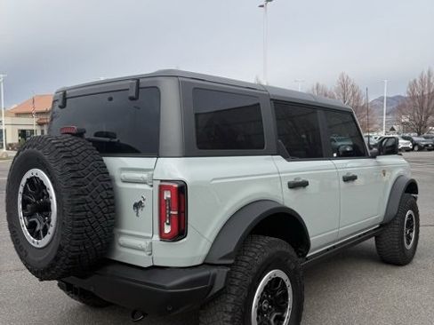 Used 2023 Ford Bronco Badlands w/ Sasquatch Package image 6