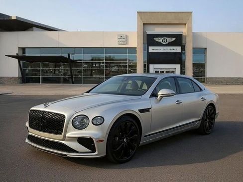 New 2025 Bentley Flying Spur Plug-In Hybrid image 1