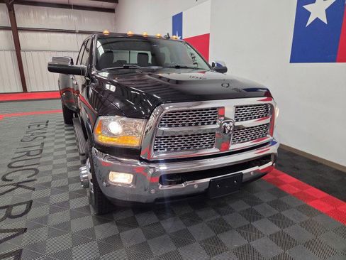 Used 2018 RAM 3500 Laramie w/ Convenience Group image 24