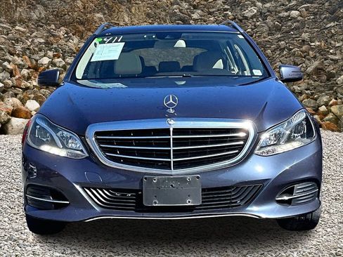 Used 2016 Mercedes-Benz E 350 4MATIC Wagon w/ Premium Package image 3