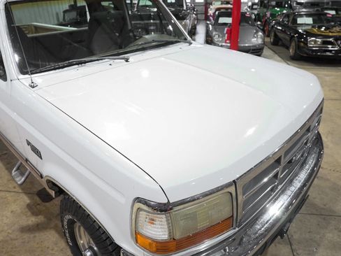 Used 1997 Ford F250 XLT image 18