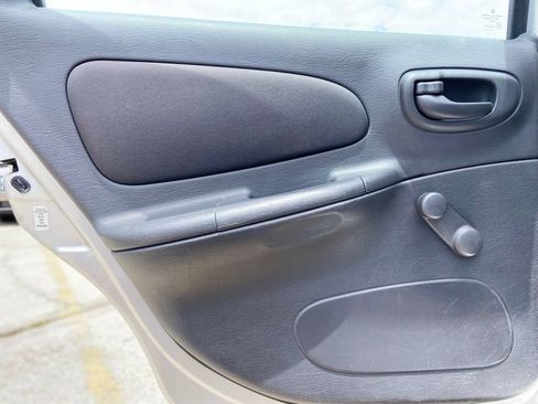 Used 2004 Dodge Neon SE FWD image 16