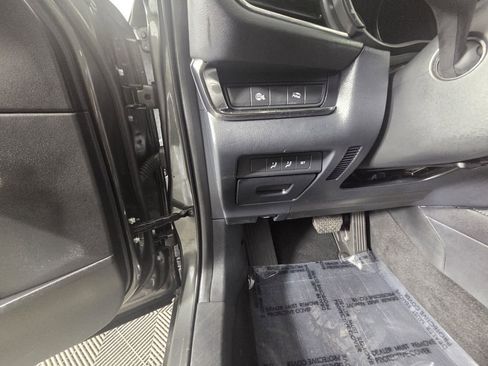 Used 2025 MAZDA CX-30 AWD 2.5 S w/ Preferred Package image 16