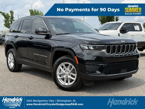 New 2026 Jeep Grand Cherokee Laredo X RWD image 1