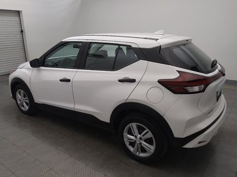 Used 2024 Nissan Kicks S FWD image 3