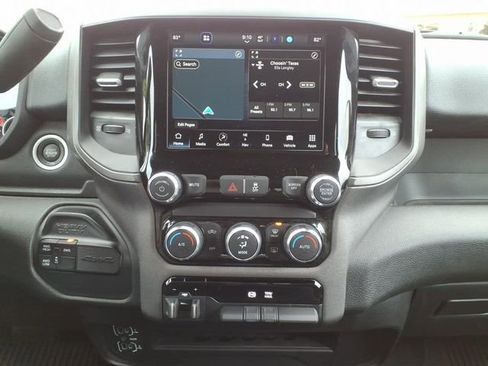 Used 2022 RAM 3500 Tradesman AWD/4WD image 23