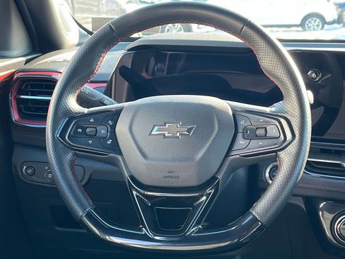 Used 2024 Chevrolet TrailBlazer RS w/ Convenience Package image 30