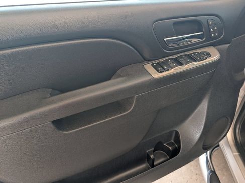Used 2012 Chevrolet Silverado 2500 LTZ w/ LTZ Plus Package AWD/4WD image 14