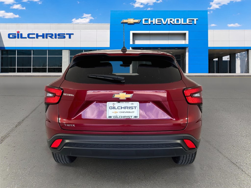 Used 2025 Chevrolet Trax LS w/ LS Convenience Package FWD image 7