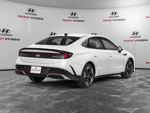 New 2026 Hyundai Sonata SEL AWD/4WD image 2