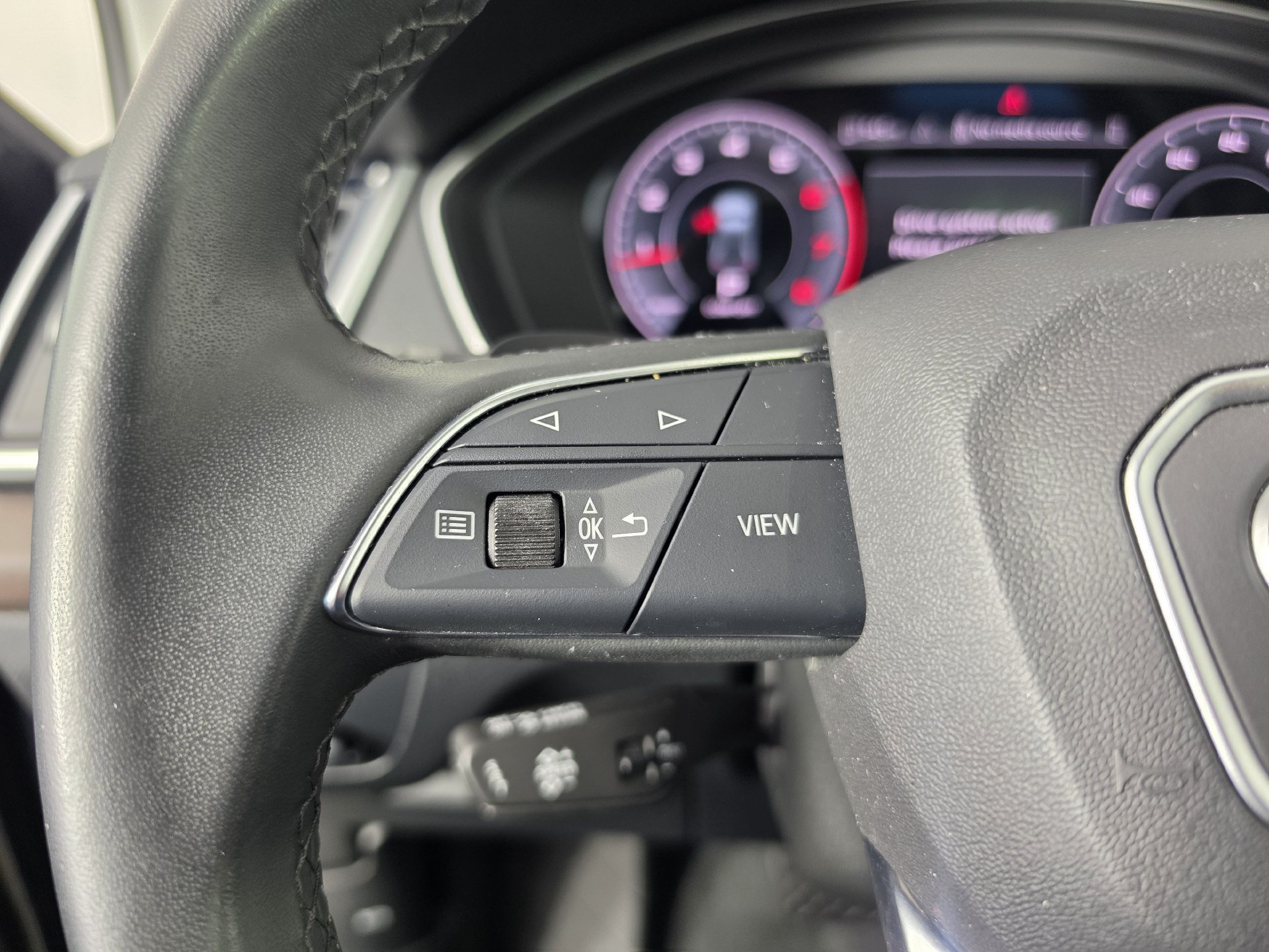 Used 2024 Audi Q5 Premium AWD/4WD image 22