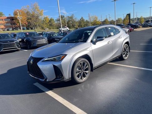 New 2025 Lexus UX 300h 300h F SPORT DESIGN AWD image 7