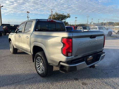 Used 2023 Chevrolet Colorado LT w/ LT Convenience Package II image 5