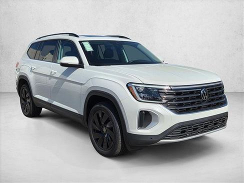 New 2026 Volkswagen Atlas SE FWD image 7
