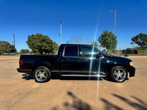 Used 2001 Ford F150 Harley-Davidson image 26