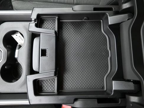 New 2025 RAM 2500 Big Horn image 21