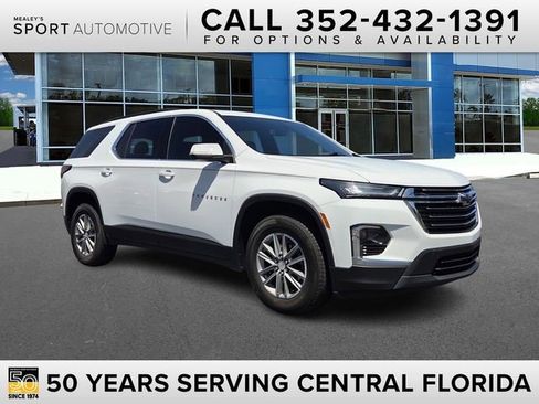 Certified 2023 Chevrolet Traverse LT FWD image 1
