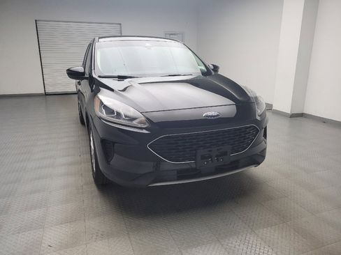 Used 2020 Ford Escape SE FWD image 14