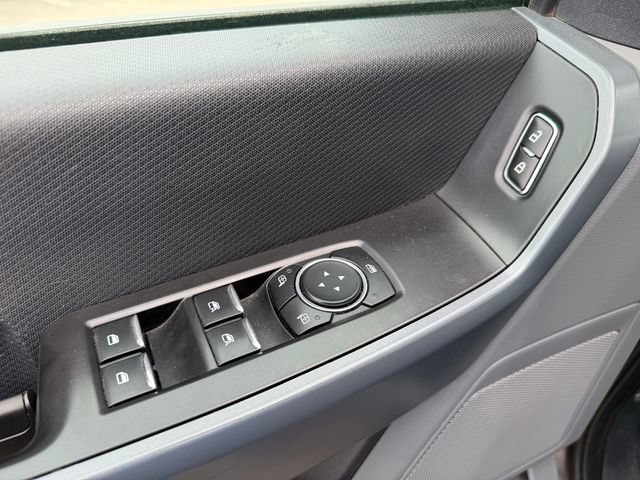 Used 2023 Ford F150 XLT AWD/4WD image 10