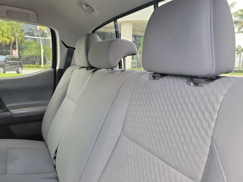 Used 2023 Toyota Tacoma SR5 RWD image 11
