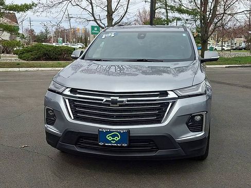 Certified 2023 Chevrolet Traverse LT image 6
