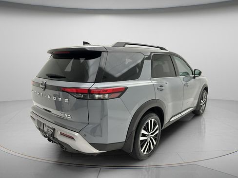 Used 2024 Nissan Pathfinder Platinum AWD/4WD image 5