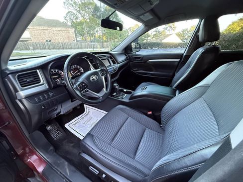 Used 2015 Toyota Highlander Plus image 22