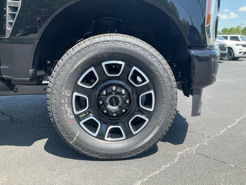 New 2026 Ford F250 Platinum AWD/4WD image 10