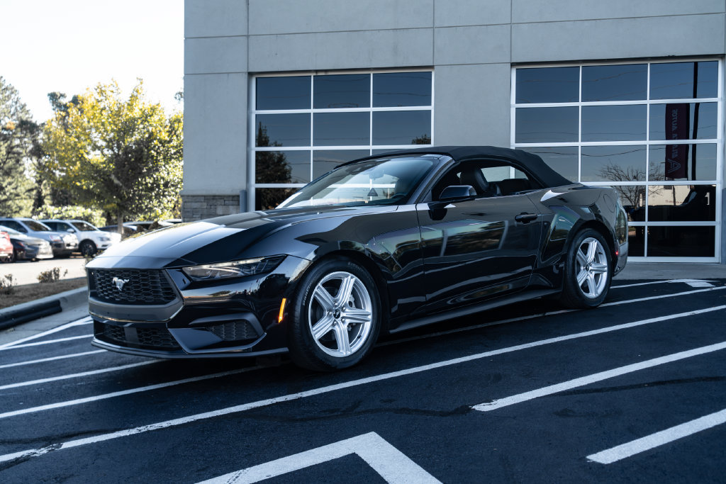Used 2026 Ford Mustang Premium RWD image 11