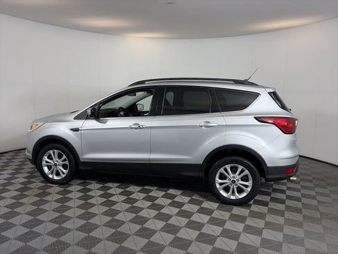 Used 2019 Ford Escape SEL AWD/4WD image 4