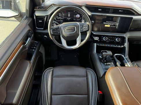 Used 2024 GMC Sierra 1500 Denali w/ Denali Reserve Package RWD image 14
