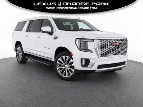 Used 2023 GMC Yukon XL Denali w/ Max Trailering Package AWD/4WD image 1