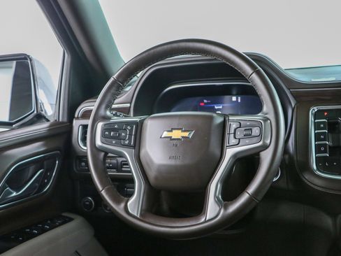 Used 2024 Chevrolet Tahoe LT w/ LT Signature Package RWD image 13