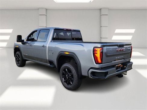 New 2026 GMC Sierra 2500 AT4 image 3