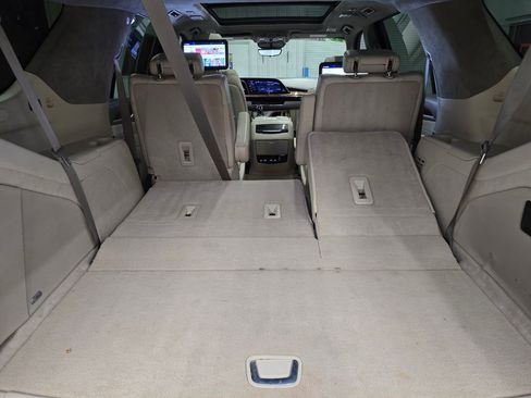 Used 2023 Cadillac Escalade Sport Platinum AWD/4WD image 48