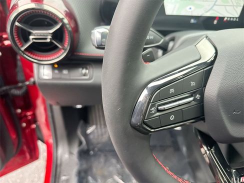 New 2026 Chevrolet Equinox RS image 17